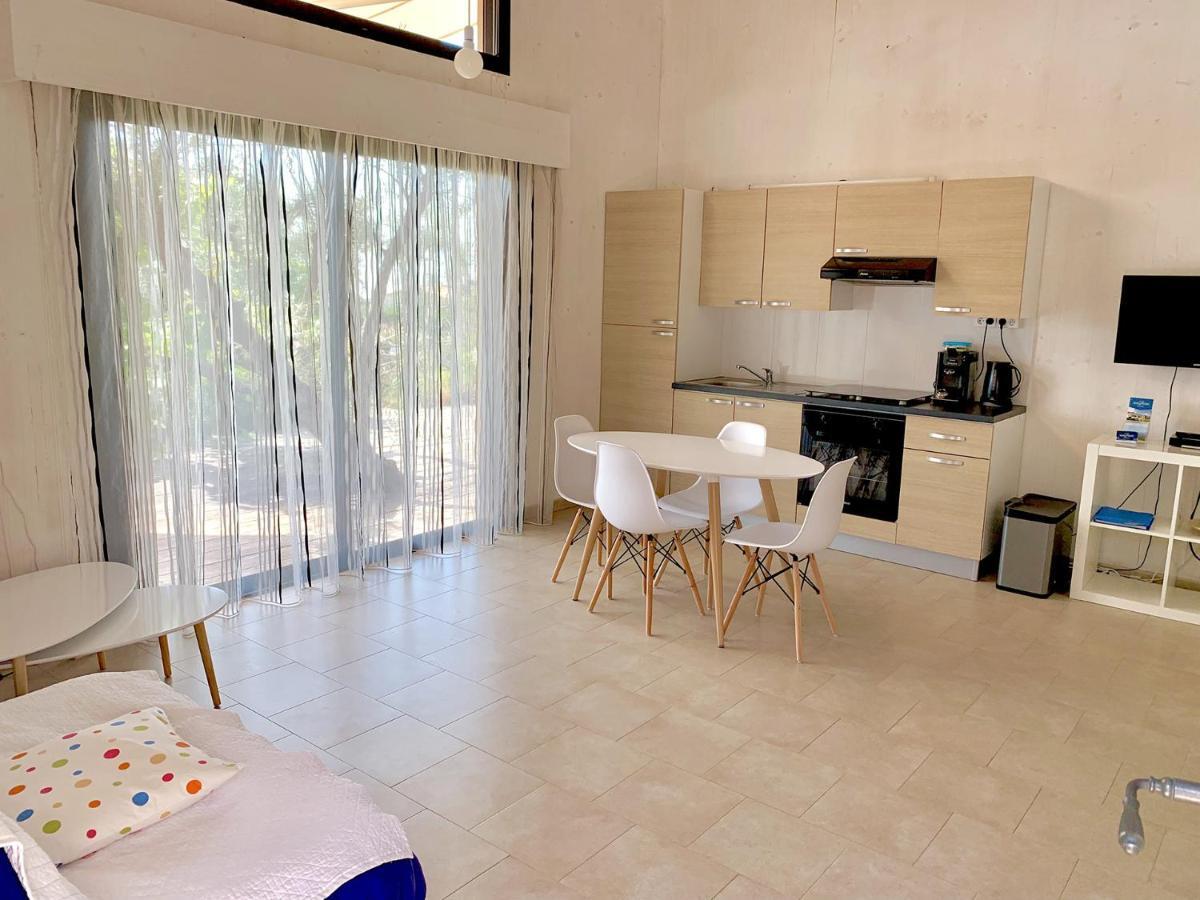 Maison D'Hotes Bleu Azur Tourrettes-sur-Loup Kültér fotó